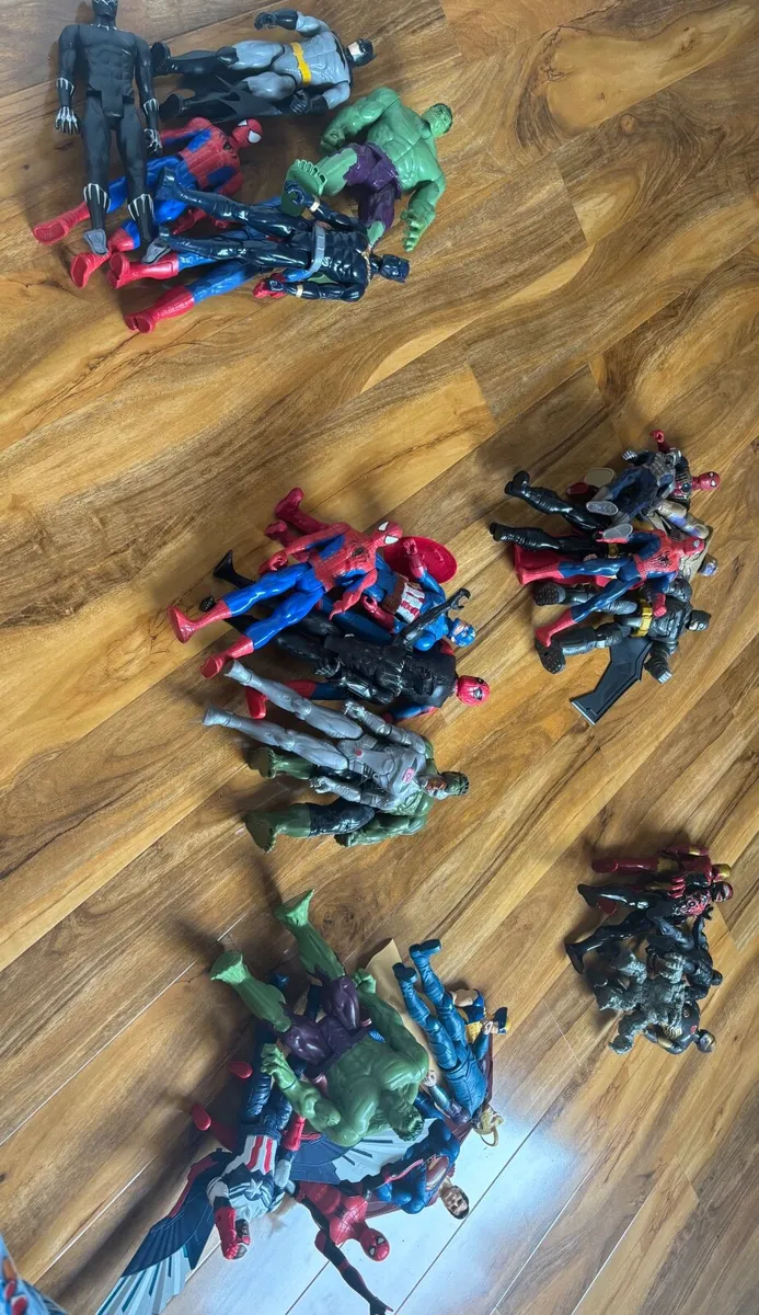 Marvel figures - Image 1