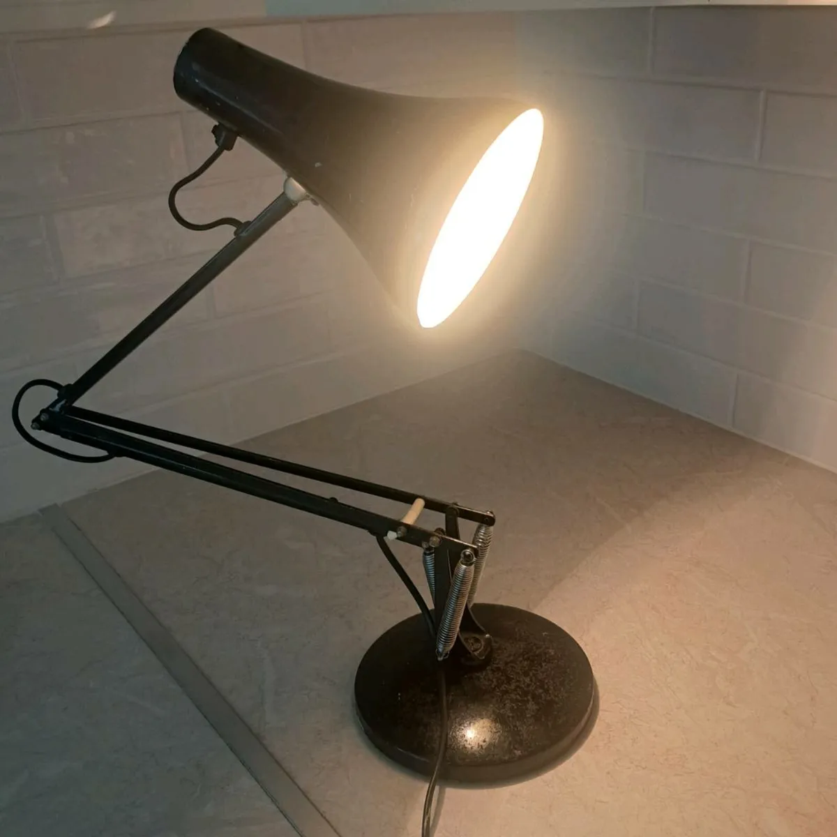 Vintage anglepoise lamp - Image 2