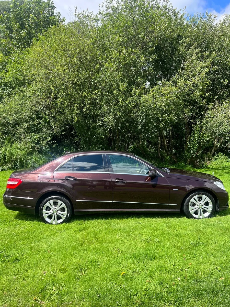 2010 MERCEDES BENZ E220 AUTOMATIC NEW NCT - Image 4