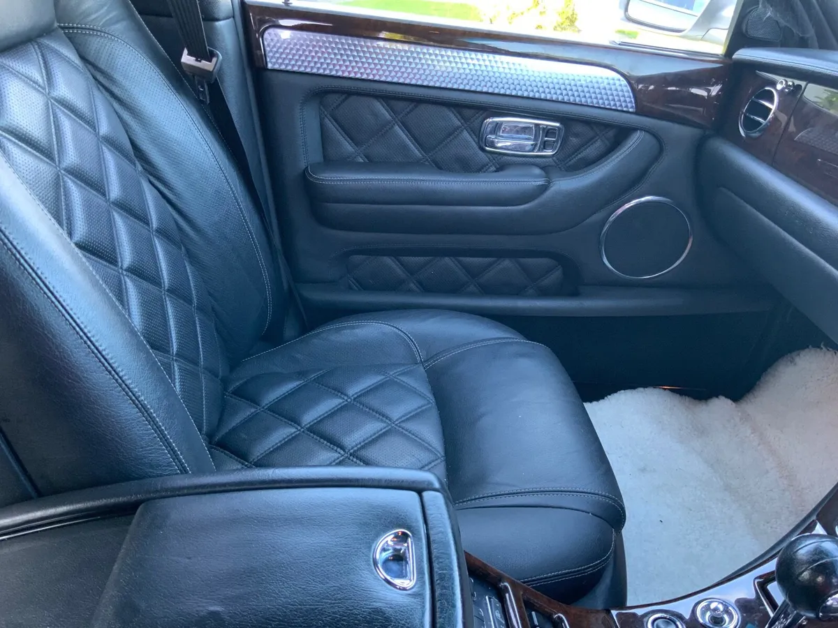 Bentley - Image 2