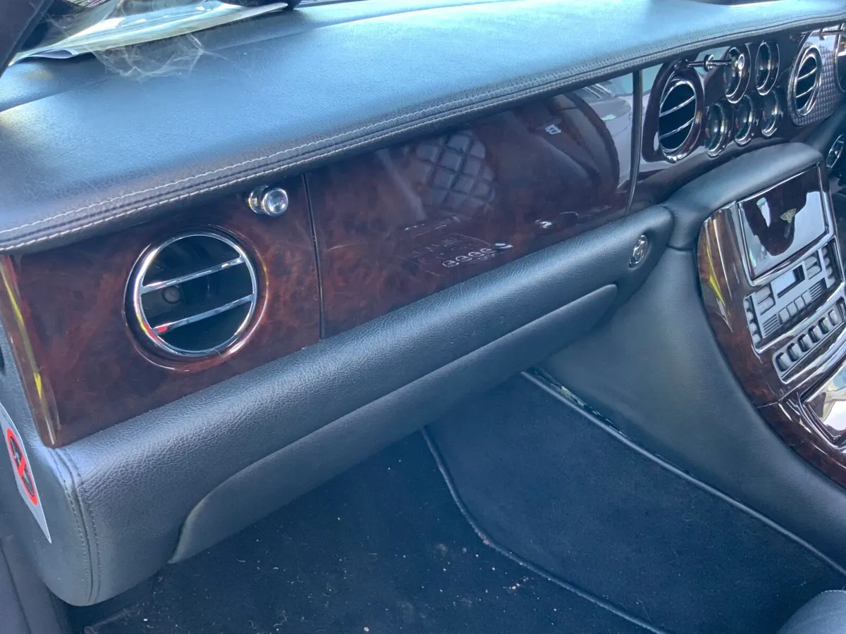 Bentley - Image 3