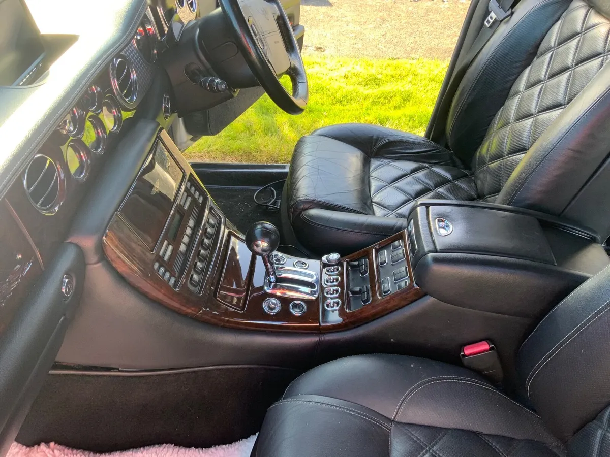 Bentley - Image 4
