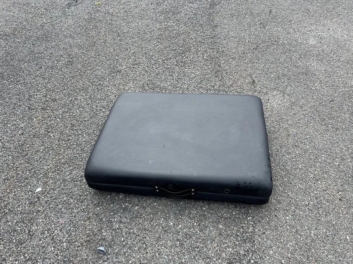 Foldable massage table - Image 3
