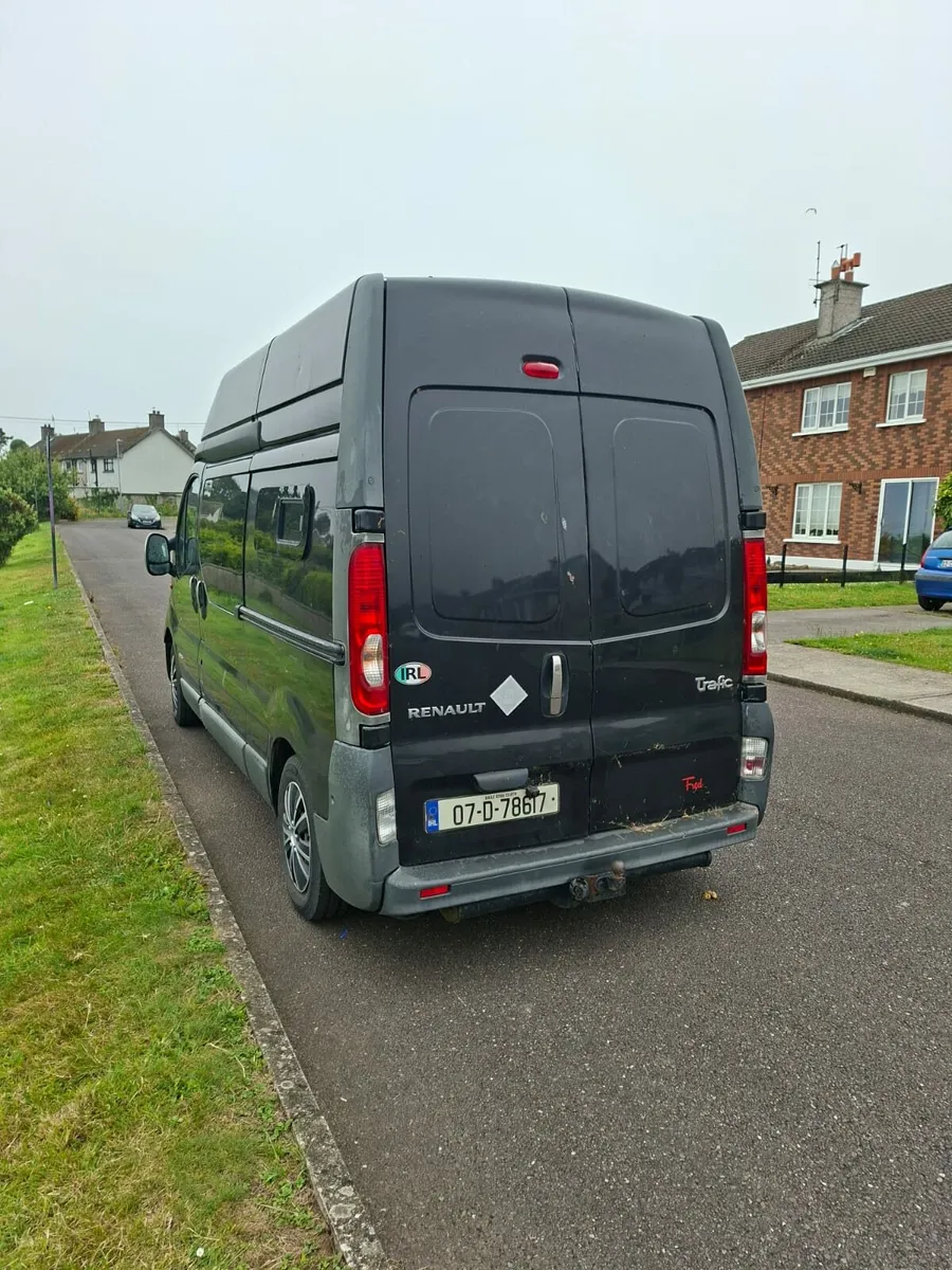Campervan - Image 4