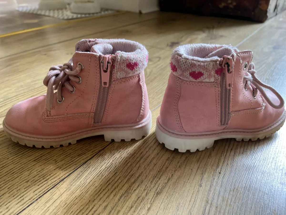 Kids boots - Image 4