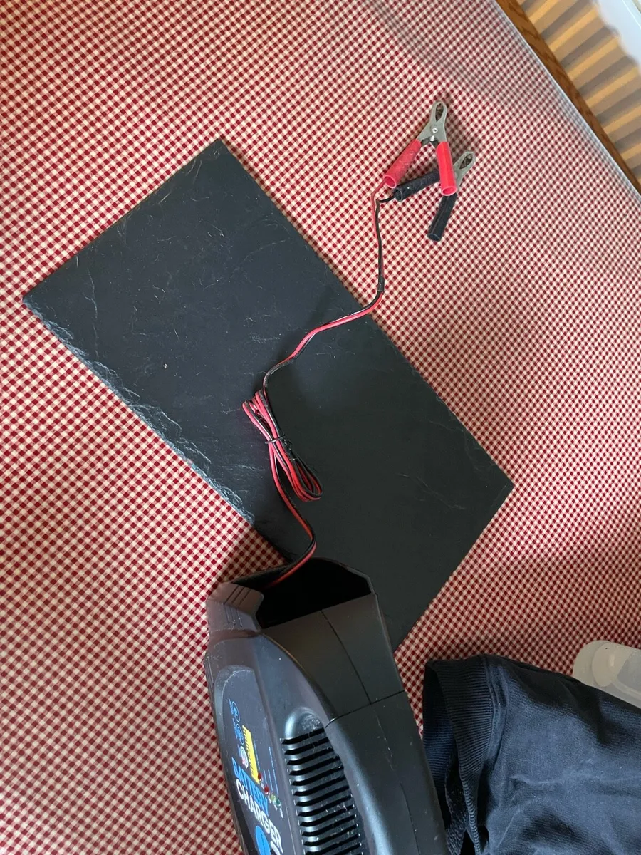 Car battery charger - Image 2