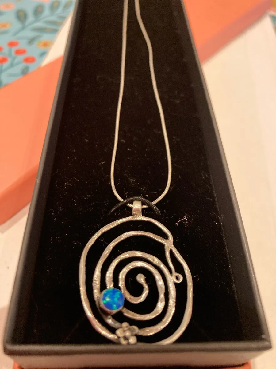 Sterling Silver Pendant and chain - Image 2