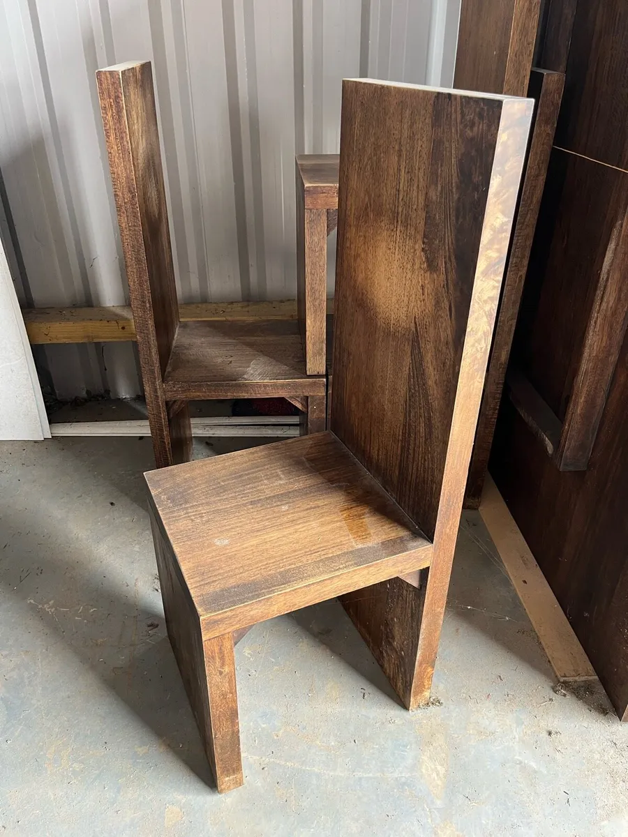 Solid chairs - Image 1
