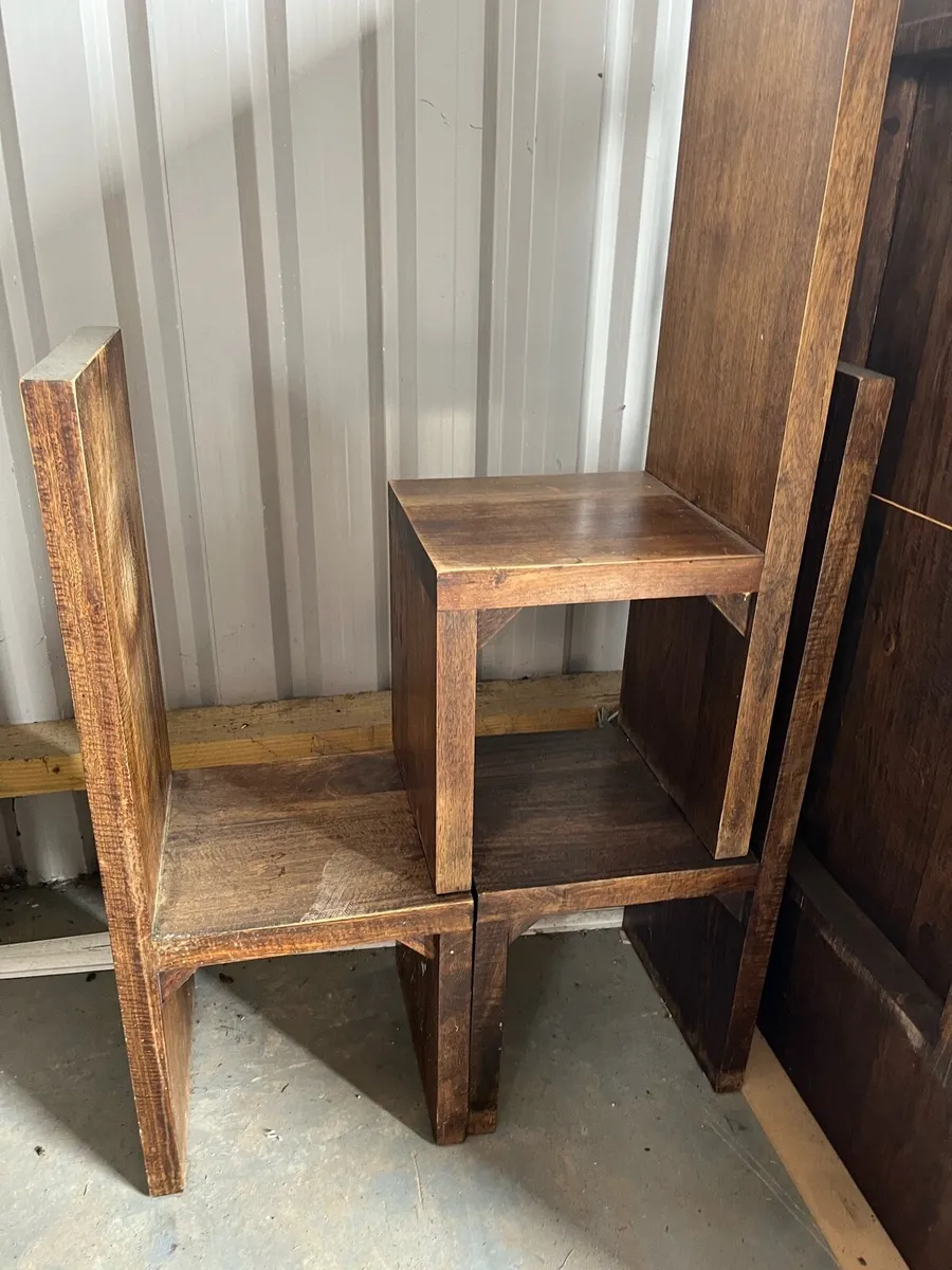 Solid chairs - Image 3