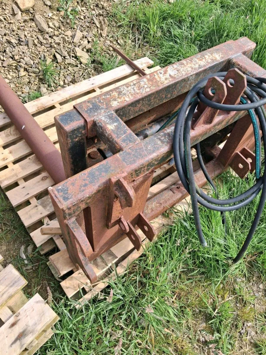 Bale Handler - Image 3