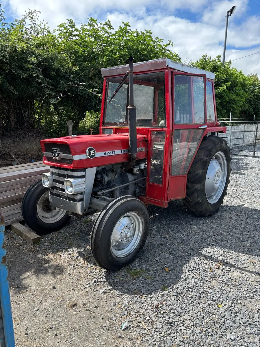 Massey Ferguson 135 - Image 1