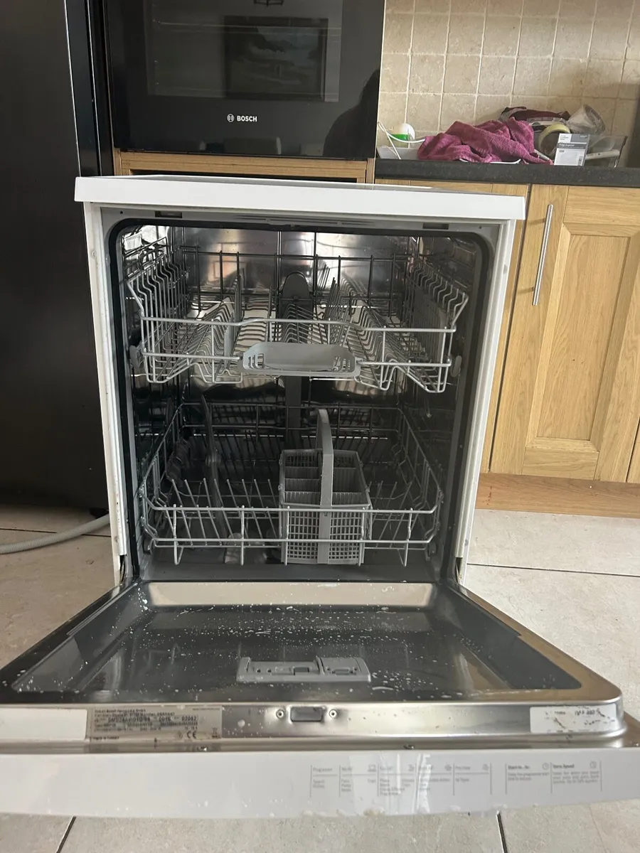 Bosch dish washer - Image 4
