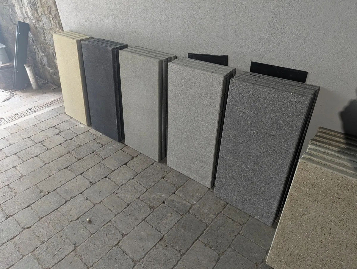 Paving Flags Slabs - Image 1