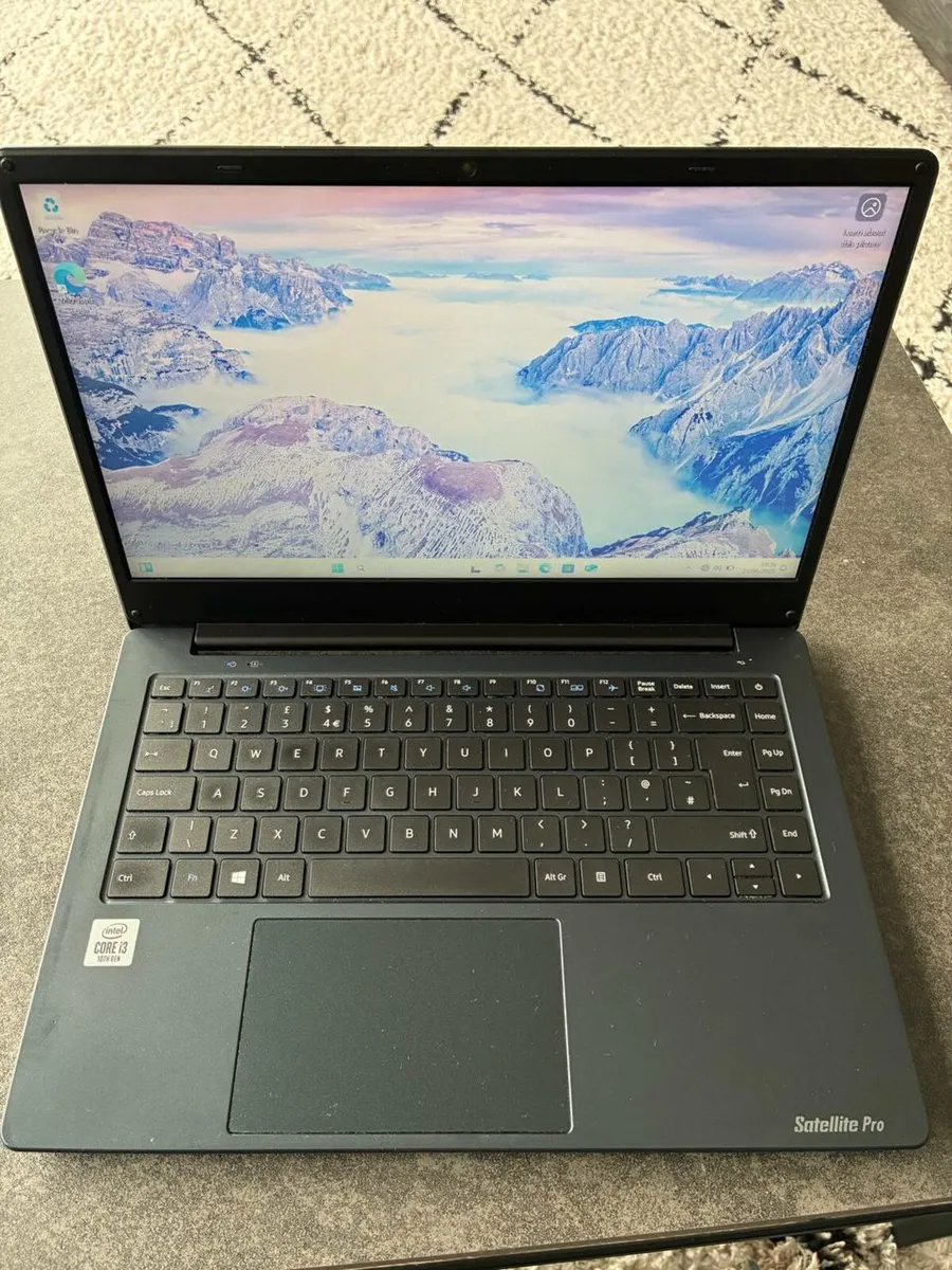 Dynabook Satellite Pro C40-H-103 - Image 1