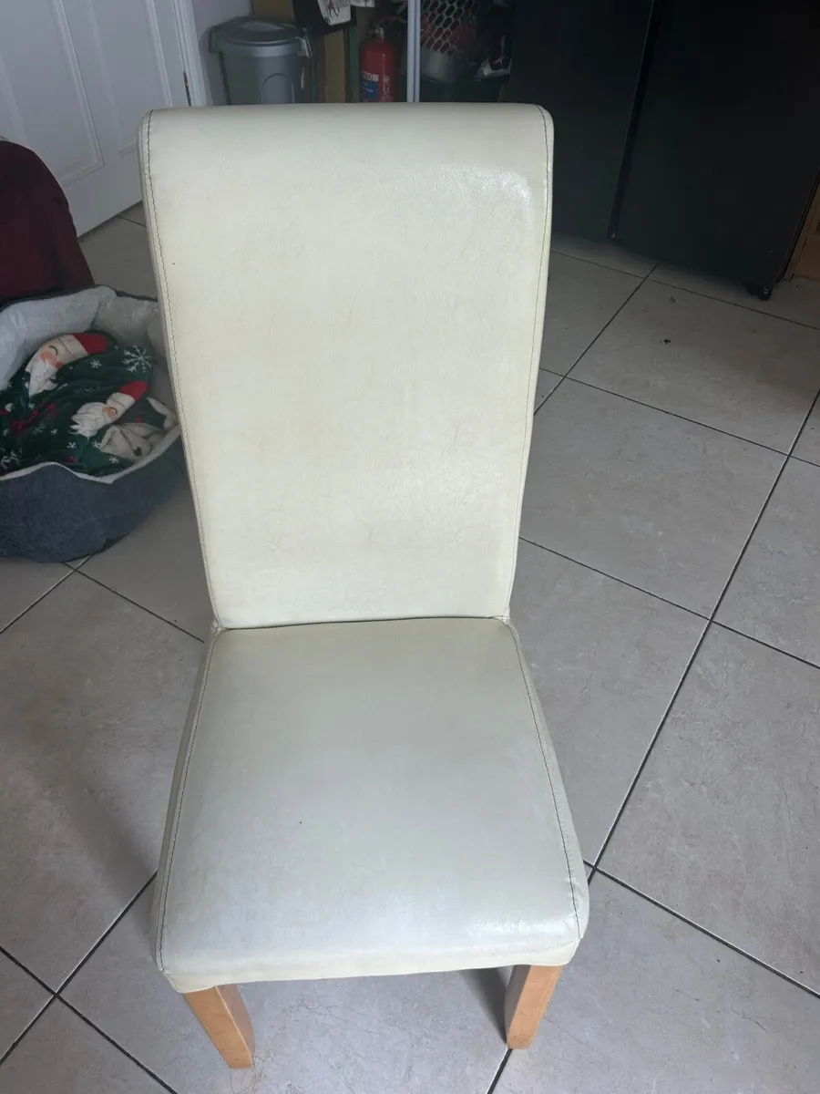 Cream leather kitchen chairs - Image 2