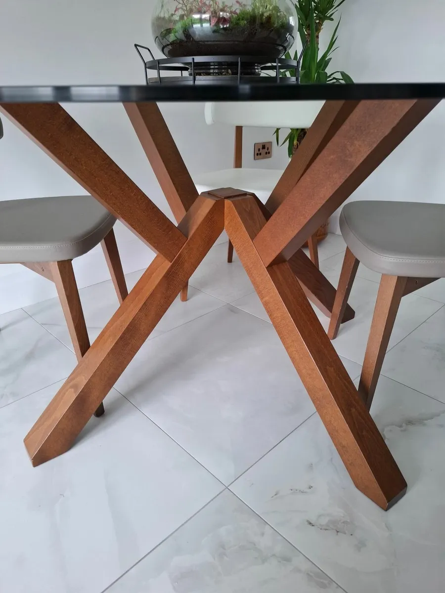 Dining table - Image 4