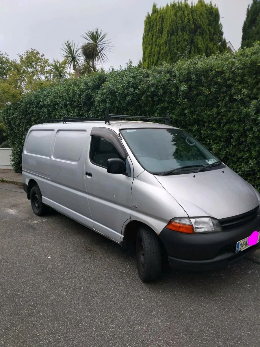 Toyota Hiace - Image 1