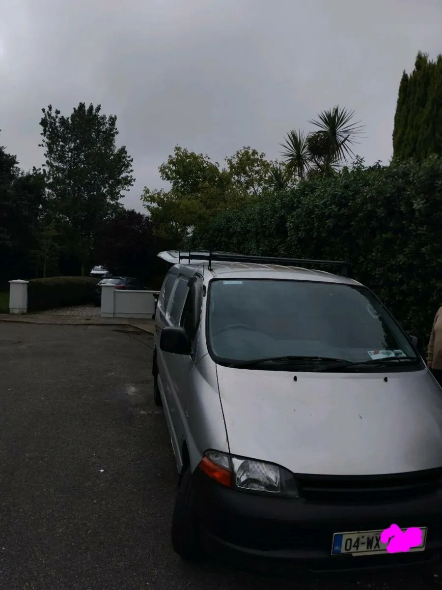 Toyota Hiace - Image 3