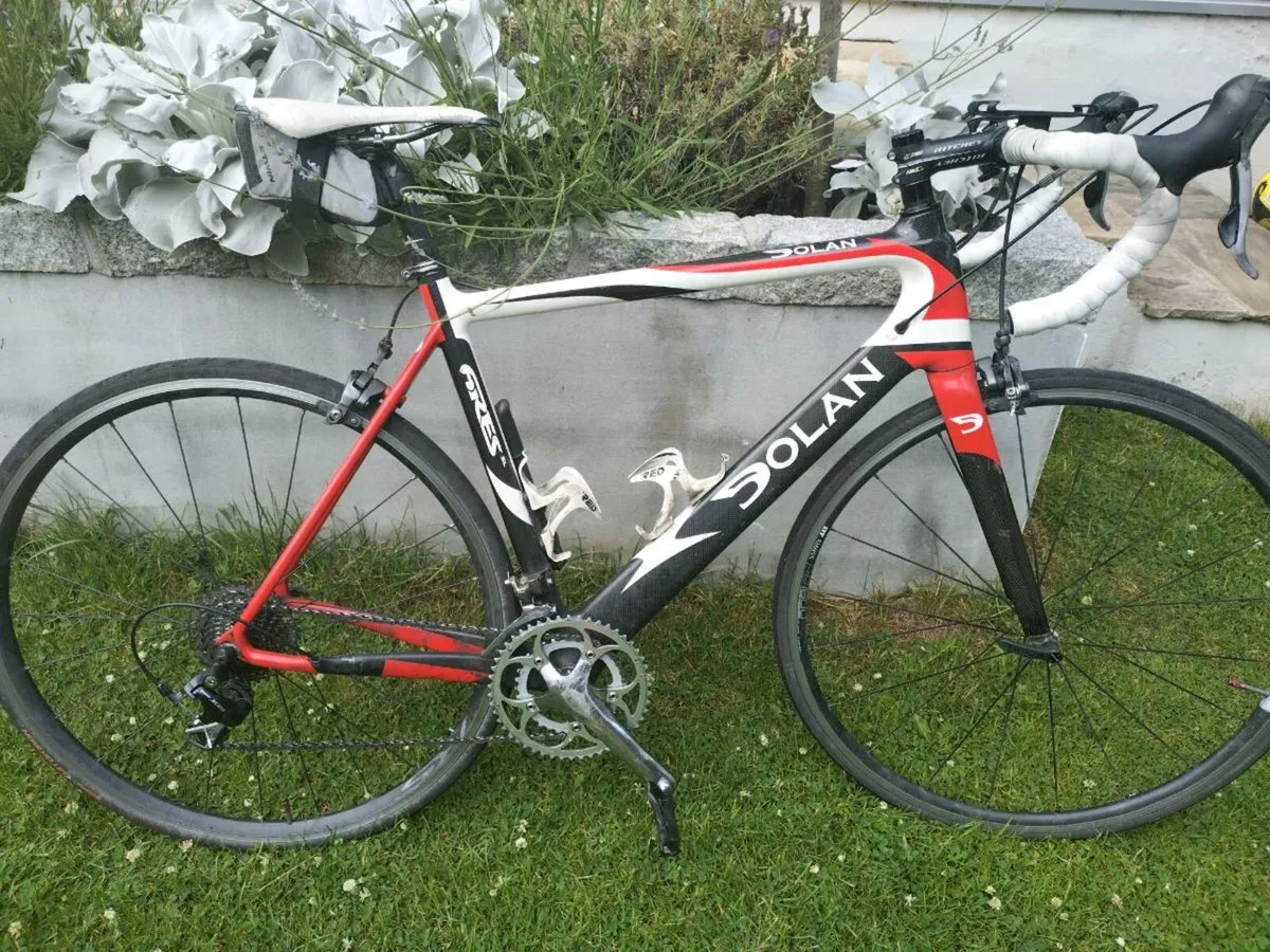 Dolan Ares SL Carbon Road Bike - Image 1