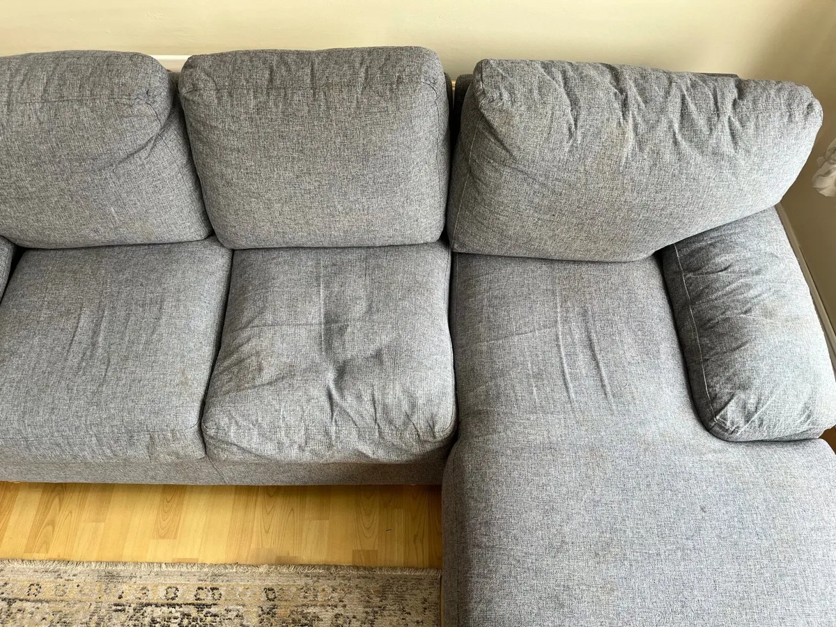 Couch - Image 4