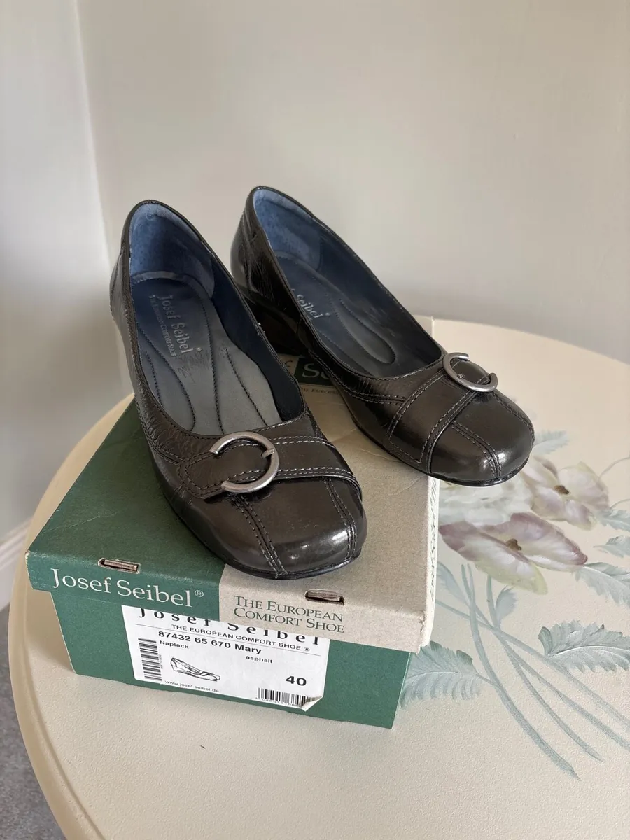 Josef Seibel Ladies Comfort Shoes - Image 1