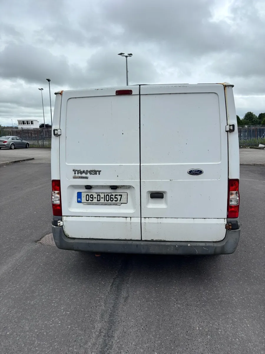 2009 Ford transit short wheel base - Image 4