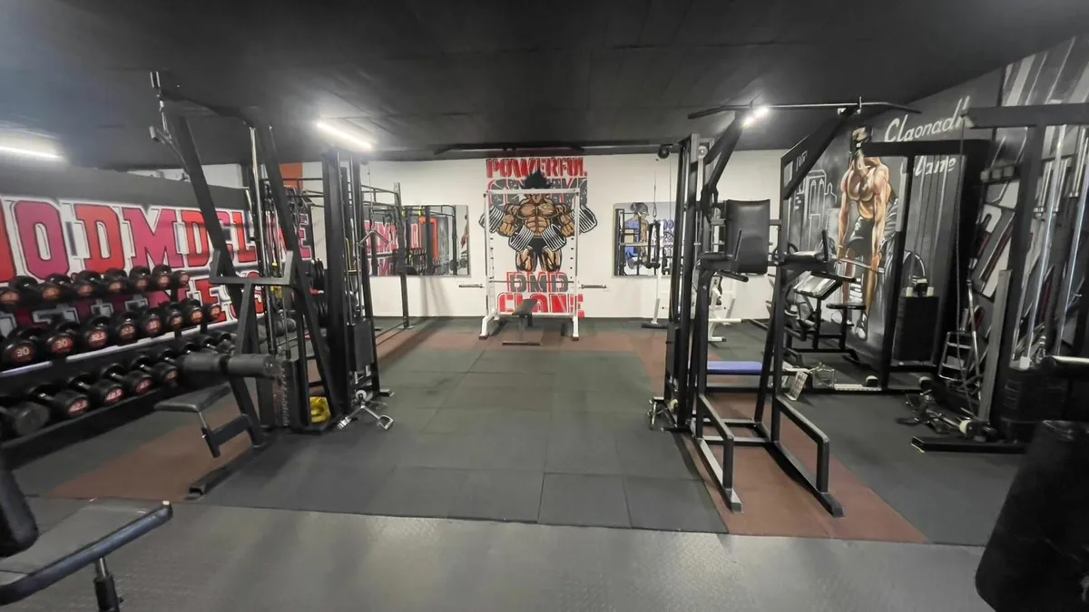 🏋️‍♂️ Complete Gym Equipment Package for Sale - Image 1