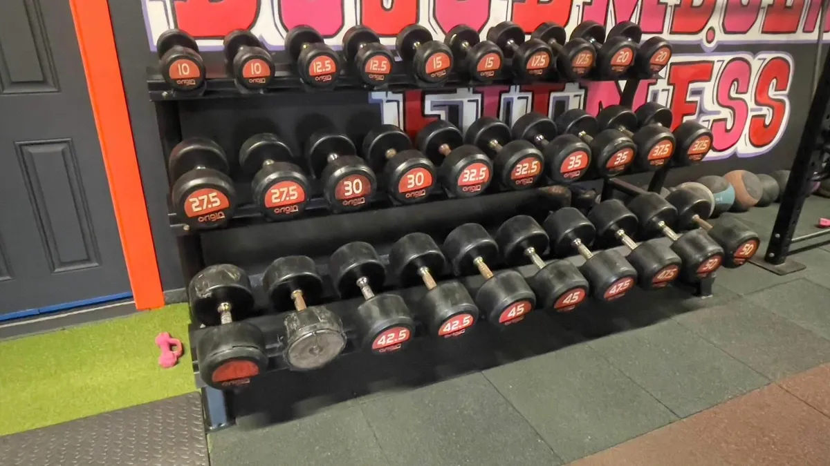 🏋️‍♂️ Complete Gym Equipment Package for Sale - Image 3