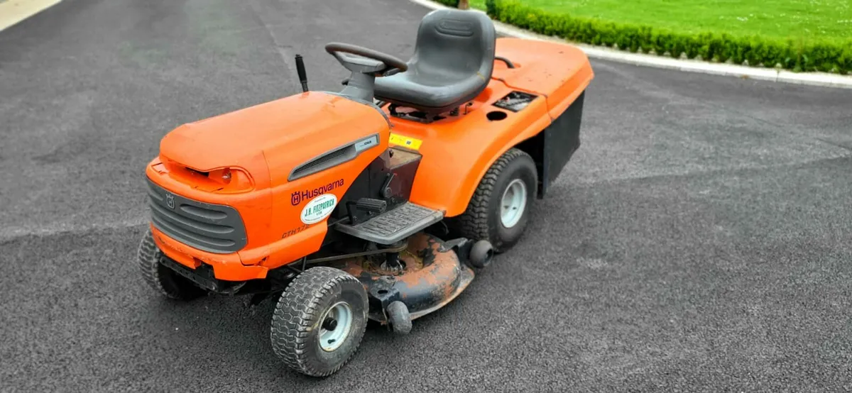 Ride On Lawnmower - Image 1