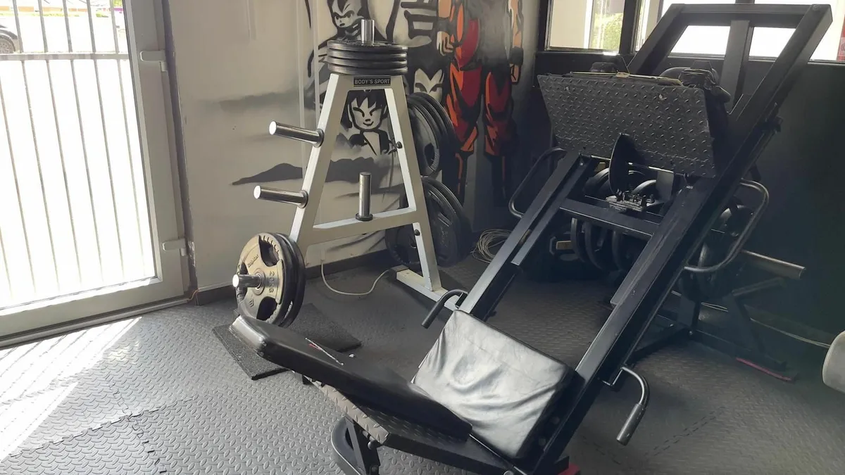 🏋️‍♂️ Complete Gym Equipment Package for Sale - Image 4
