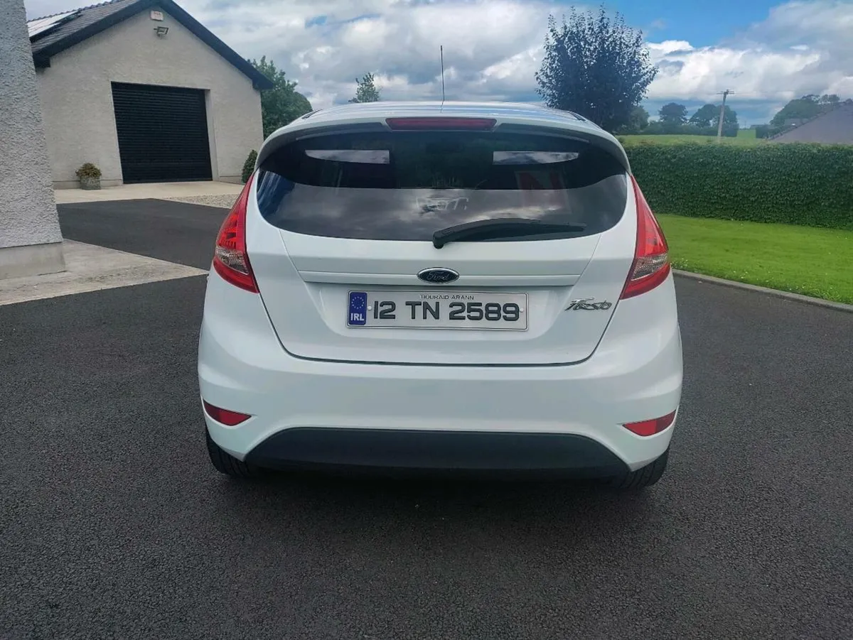 2012 Ford Fiesta, 1.25l - Image 4