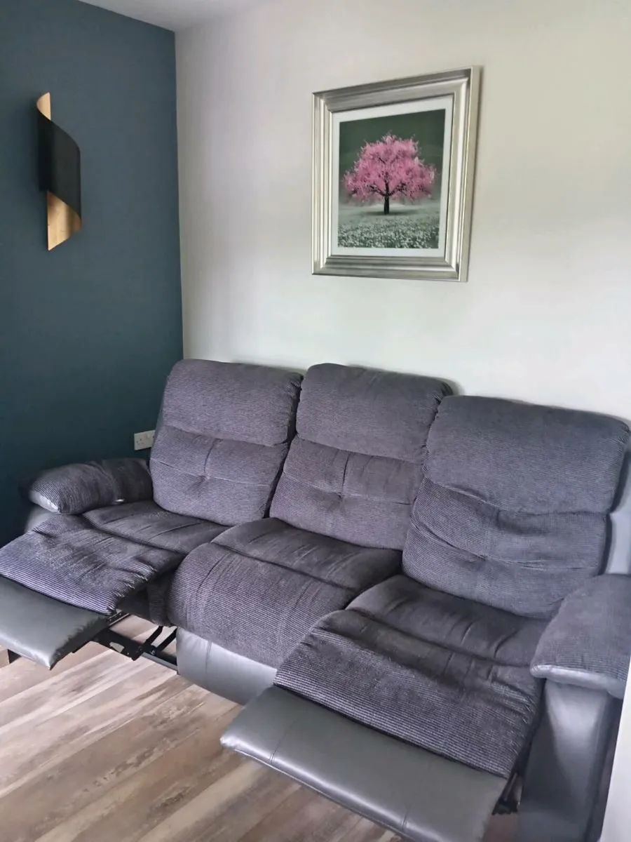Couch - Image 1