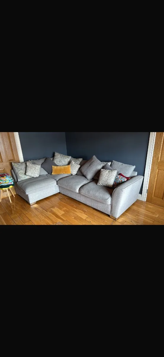 Sofa - Image 3
