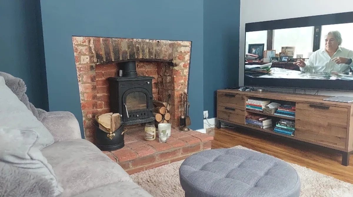 Dark Oak Effect Slim TV Unit – Like New! - Image 2