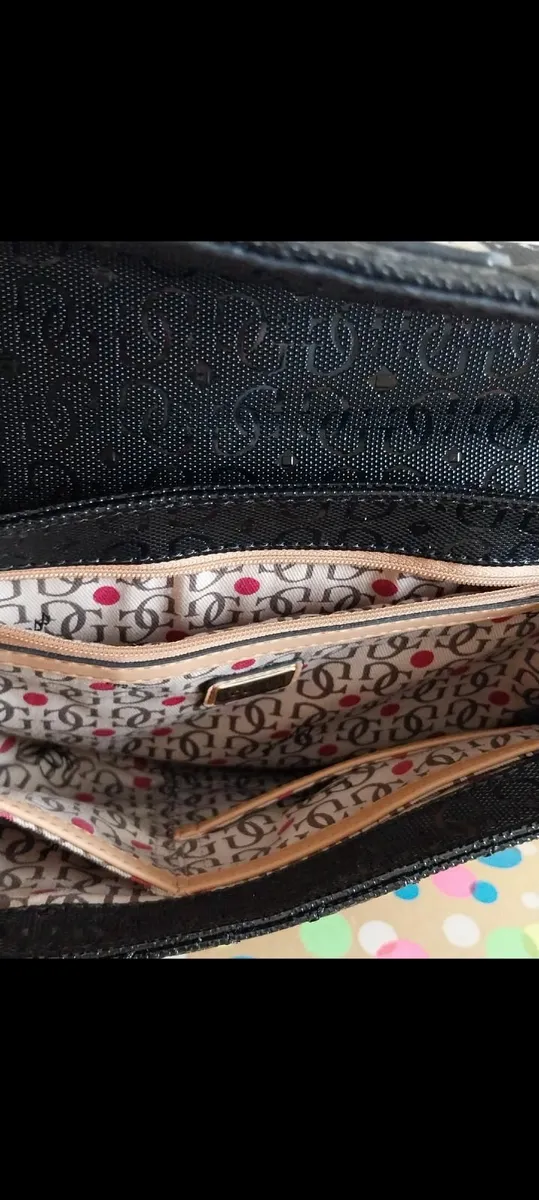Guess handbag in very good condition - Genuine bag - Image 3