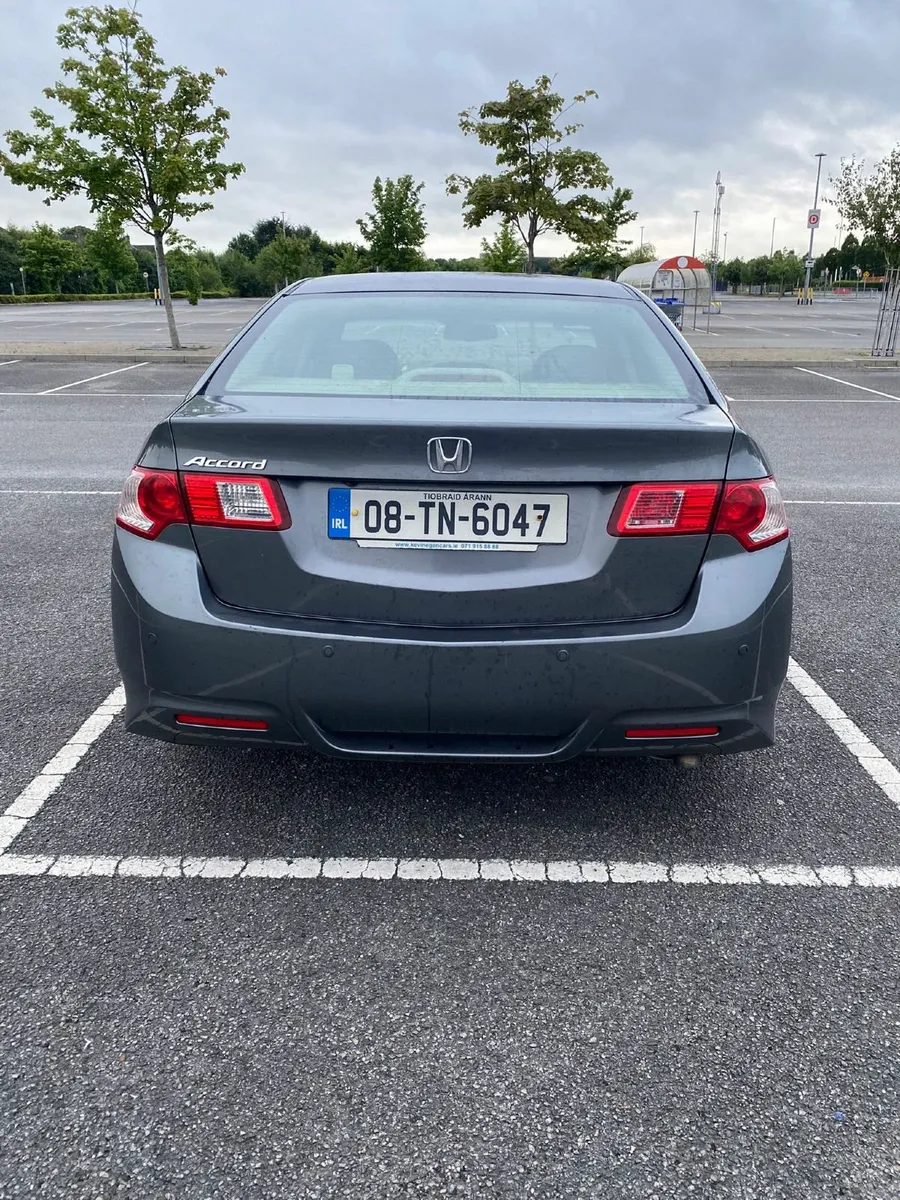 Honda Accord 2008 - Image 4