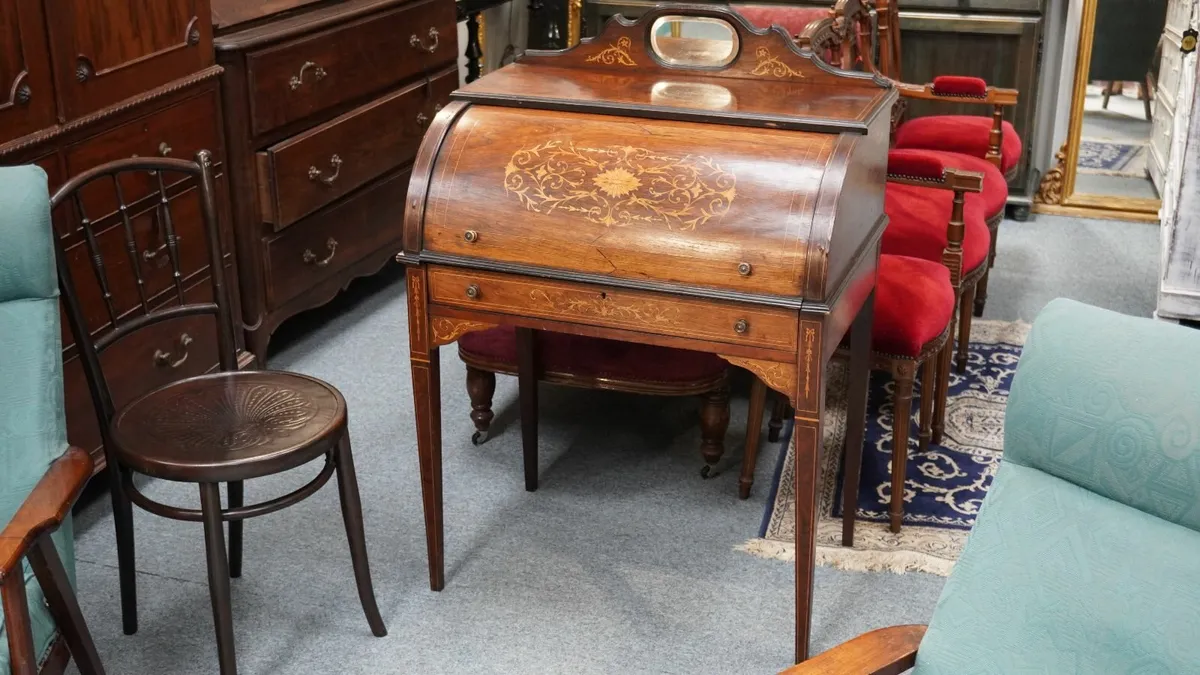 🌿 Edwardian Rosewood Cylinder Bureau c. 1900–1910 - Image 1