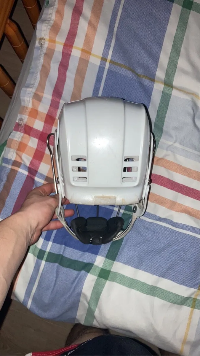 White Oldstyle jr - Image 2