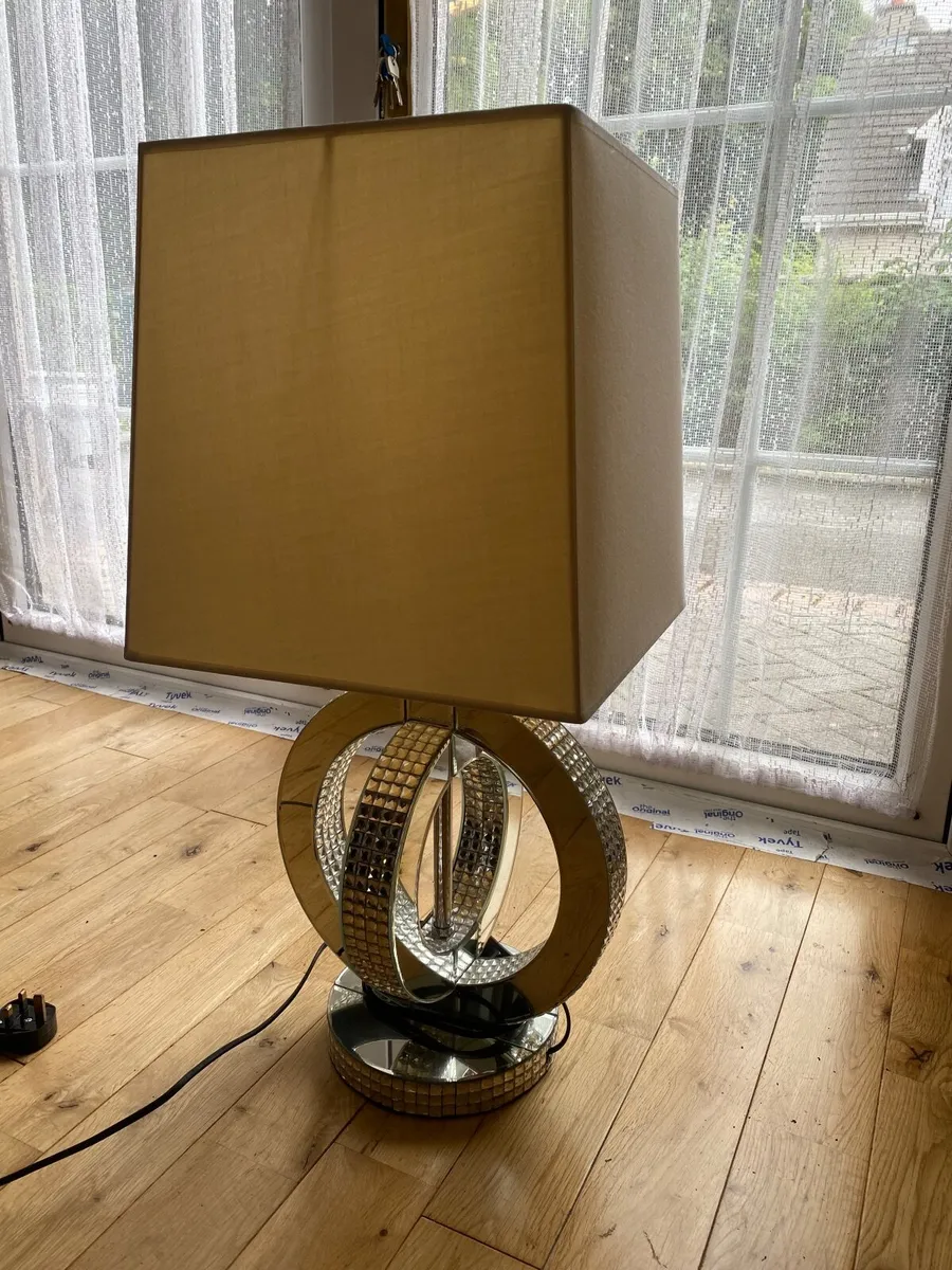 Lamps with shade - Image 2