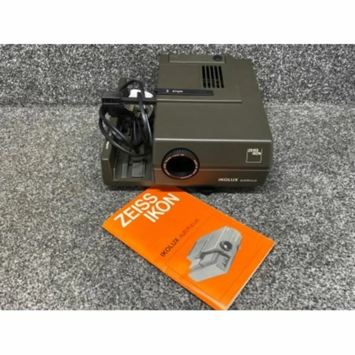 Slide projector, Zett model - Image 3