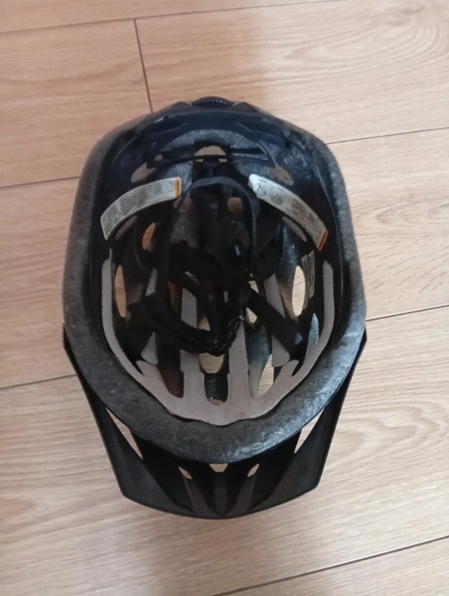 Quality Bicycle Helmet Bontrager - Image 3