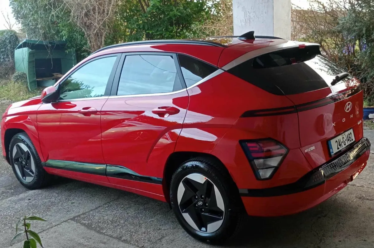 Hyundai KONA 2024 Elegance Electric - Image 4