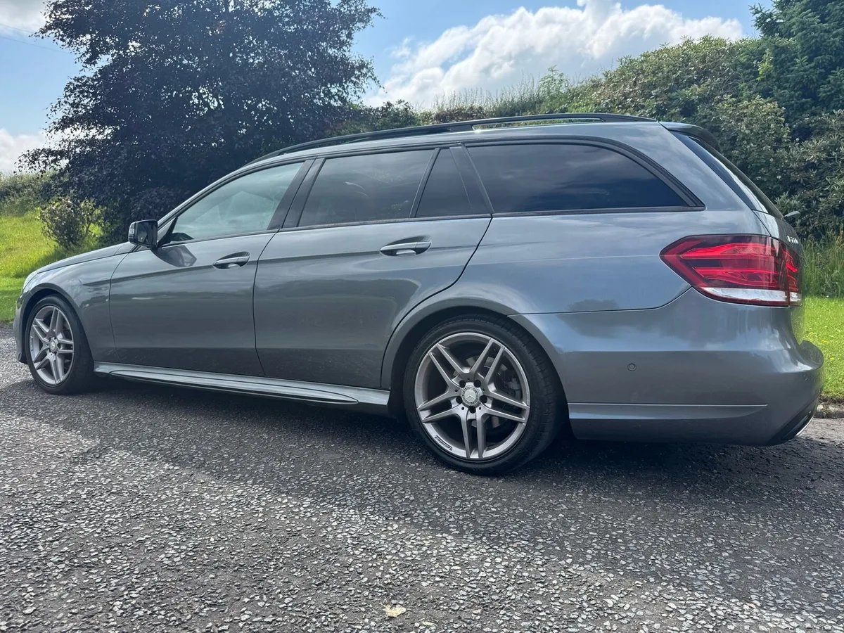 Mercedes-Benz E-Class 2016 - Image 4