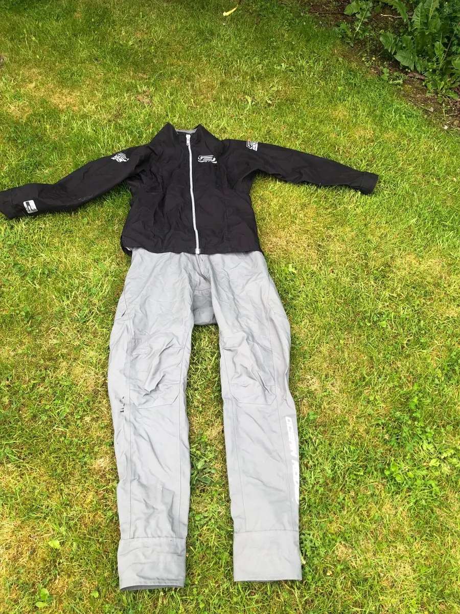 Dry suit Kitesurfing - Ocean Rodeo - Image 2