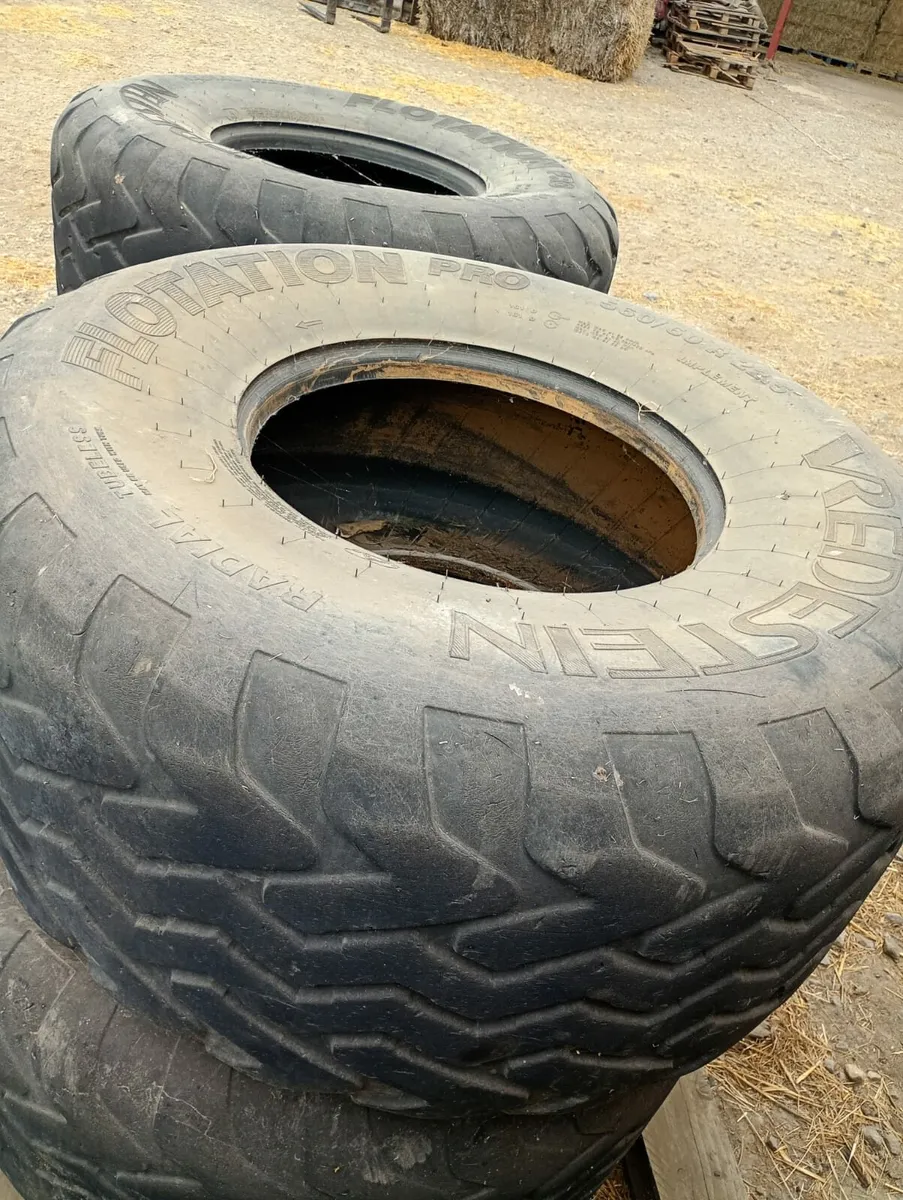 4x 560 60 22.5 vredstein tyres - Image 4