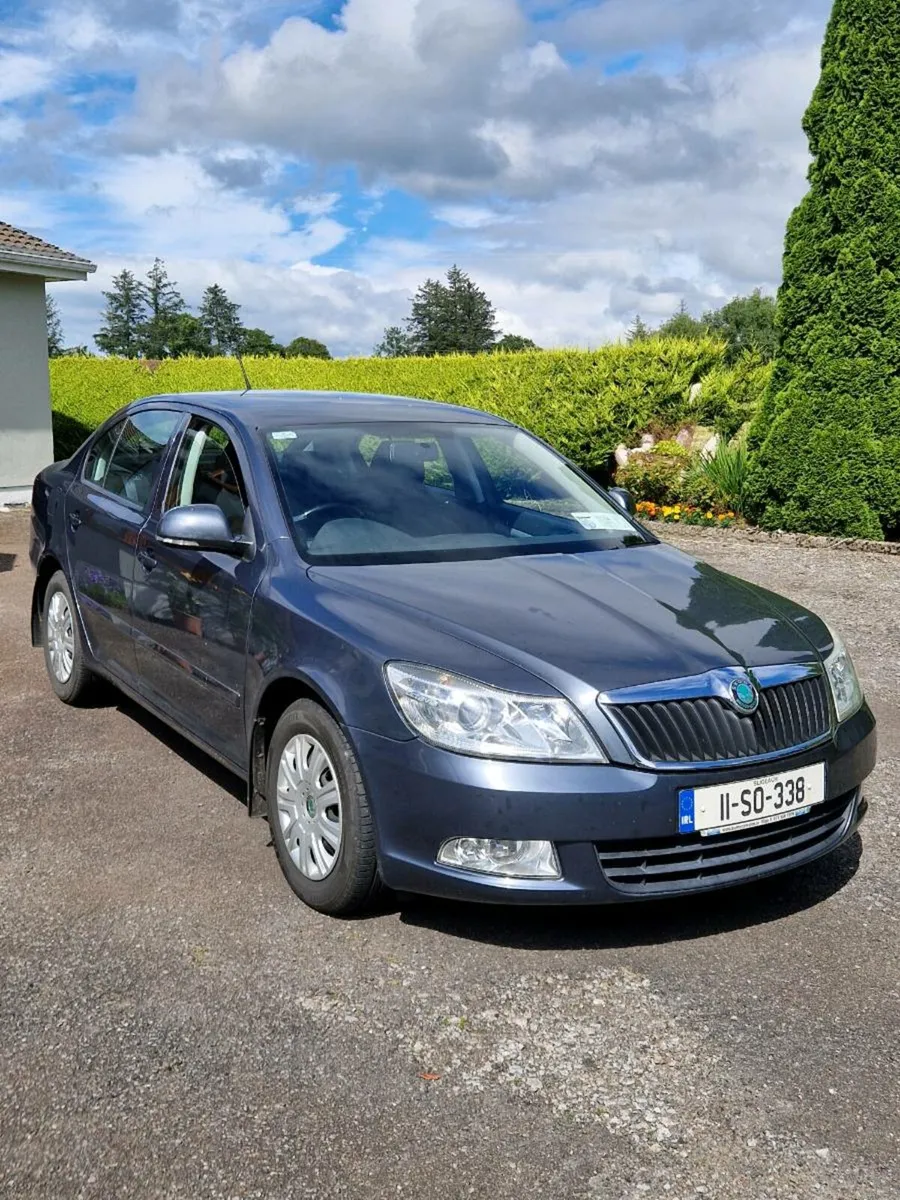Car - Image 1