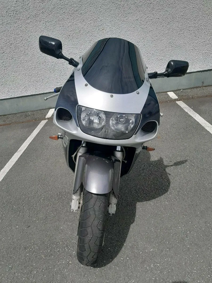Suzuki Gsxr 600 SRAD 1999 - Image 3