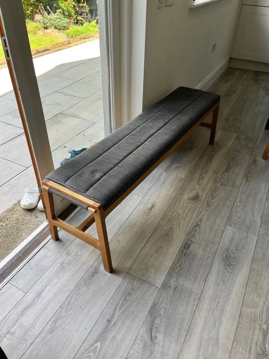 Oak bench with charcoal grey cushioning - Image 1