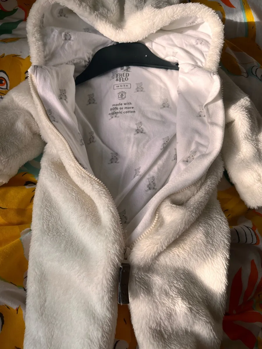 Baby cream pram suit - Image 3