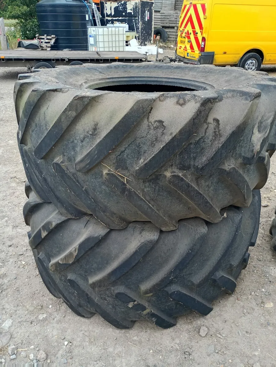 2 x Michelin agribib 600/70/ 28 60 % thread - Image 2